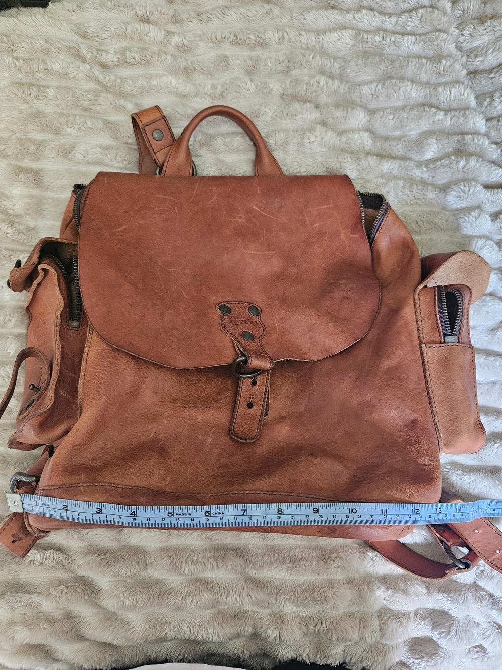 Love41 Leather Backpack in Distressed Tan - Classic Carry